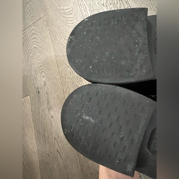 Classic Black Women's Lace-Up Shoes - Picture 5 of 5